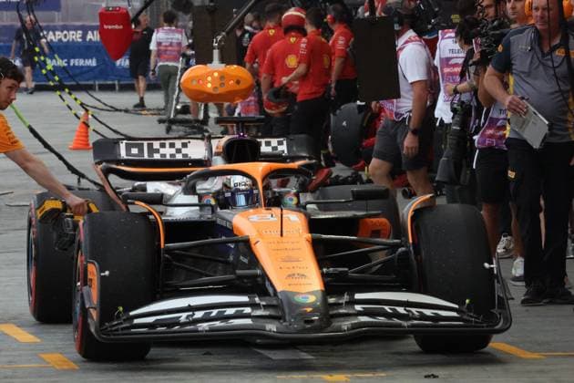 20 09 2024, Marina Bay Street Circuit, Singapore, FORMULA 1 SINGAPORE AIRLINES SINGAPORE GRAND PRIX 2024,in the picture Oscar Piastri AUS , McLaren F1 Team Defodi 506 20240920 hbr 0038 Defodi-506