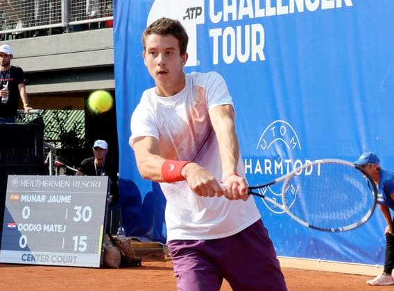 TENNIS - Bad Waltersdorf Trophy BAD WALTERSDORF,AUSTRIA,20.SEP.24 - TENNIS - ATP, Tennis Herren Challenger Tour, Bad Waltersdorf Trophy. Image shows Matej Dodig (CRO).  GEPAxpictures xHansxOberlaender
