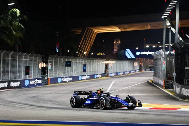 43 COLAPINTO Franco (arg), Williams Racing FW46, action during the Formula 1 Singapore Grand Prix 2024, 18th round of the 2024 Formula One World Championship, WM, Weltmeisterschaft from September 20 to 22, 2024 on the Marina Bay Circuit, in Singapore, Singapore - F1 - SINGAPORE GRAND PRIX 2024 DPPI Panoramic  240920_R18_SINGAPORE_DP_AV6_4012