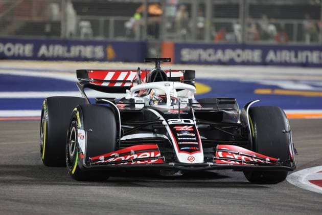 20 09 2024, Marina Bay Street Circuit, Singapore, FORMULA 1 SINGAPORE AIRLINES SINGAPORE GRAND PRIX 2024,in the picture Kevin Magnussen DNK , MoneyGram Haas F1 Team Defodi 506 20240920 hbr 0090 Defodi-506