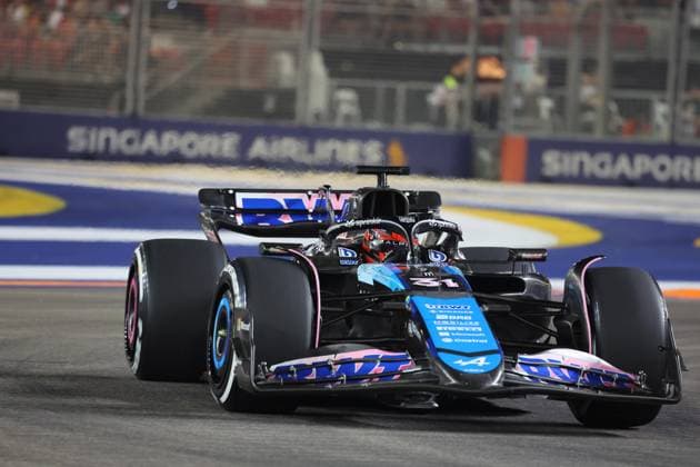 FORMULA 1 SINGAPORE AIRLINES SINGAPORE GRAND PRIX 2024 20 09 2024, Marina Bay Street Circuit, Singapore, FORMULA 1 SINGAPORE AIRLINES SINGAPORE GRAND PRIX 2024,in the picture Esteban Ocon FRA , Alpine F1 Team nordphotoxGmbHx xBratic nph00250