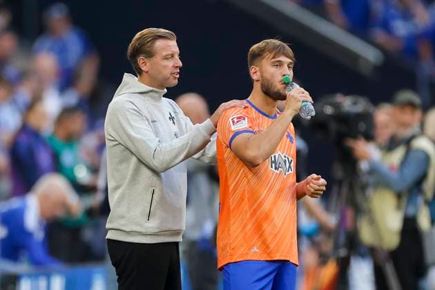 Coach Florian Kohfeldt SV Darmstadt 98 and Killian Corredor SV Darmstadt 98 talk together, 2 Bundesliga, FC Schalke 04 vs SV Darmstadt 98, Veltins Arena, September 20, 2024 in Gelsenkirchen, Germany Photo by Marco Steinbrenner DeFodi Images Coach Florian Kohfeldt SV Darmstadt 98 and Killian Corredor SV Darmstadt 98 talk together, 2 Bundesliga, FC Schalke 04 vs SV Darmstadt 98, Veltins Arena, September 20, 2024 in Gelsenkirchen, Germany Photo by Marco Steinbrenner DeFodi Images DFB DFL REGULATIONS PROHIBIT ANY USE OF PHOTOGRAPHS AS IMAGE SEQUENCES AND OR QUASI VIDEO Defodi 700 schalke darm 20240920 021 Defodi-700 DFB DFL REGULATIONS PROHIBIT ANY USE OF PHOTOGRAPHS AS IMAGE SEQUENCES AND OR QUASI-VIDEO.