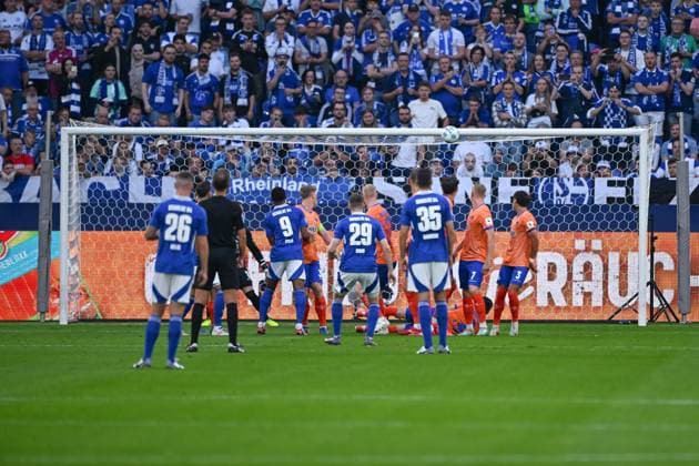 20 09 2024, Football, 2 Bundesliga, Matchday 29 Season 2024 2025, FC Schalke 04 SV Darmstadt, Tobias Mohr FC Schalke 04 scores the goal for 1 0 Gelsenkirchen Veltins Arena Nordrhein Westfalen Germany xRHR PHOTO TKx Copyright: RHR-FOTOx RHR-FOTO TK