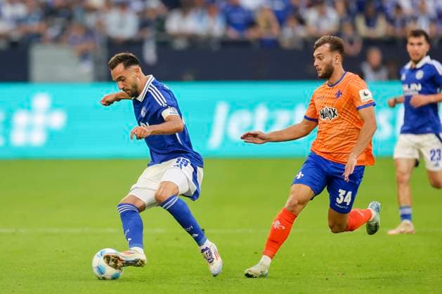 Kenan Karaman FC Schalke 04 and Killian Corredor SV Darmstadt 98 battle for the ball, 2 Bundesliga, FC Schalke 04 vs SV Darmstadt 98, Veltins Arena, September 20, 2024 in Gelsenkirchen, Germany Photo by Marco Steinbrenner DeFodi Images Kenan Karaman FC Schalke 04 and Killian Corredor SV Darmstadt 98 battle for the ball, 2 Bundesliga, FC Schalke 04 vs SV Darmstadt 98, Veltins Arena, September 20, 2024 in Gelsenkirchen, Germany Photo by Marco Steinbrenner DeFodi Images DFB DFL REGULATIONS PROHIBIT ANY USE OF PHOTOGRAPHS AS IMAGE SEQUENCES AND OR QUASI VIDEO Defodi 700 schalke darm 20240920 038 Defodi-700 DFB DFL REGULATIONS PROHIBIT ANY USE OF PHOTOGRAPHS AS IMAGE SEQUENCES AND OR QUASI-VIDEO.