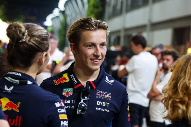 LAWSON Liam (nzl), Visa Cash App RB F1 Team Reserve Driver, portrait during the Formula 1 Singapore Grand Prix 2024, 18th round of the 2024 Formula One World Championship, WM, Weltmeisterschaft from September 20 to 22, 2024 on the Marina Bay Circuit, in Singapore, Singapore - F1 - SINGAPORE GRAND PRIX 2024 DPPI Panoramic  240920_R18_SINGAPORE_DP_FGDN7598