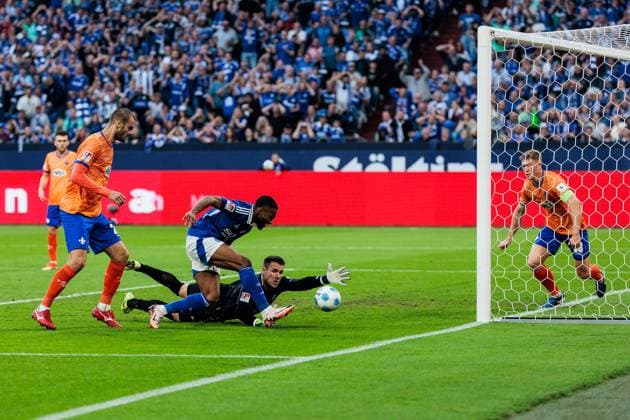 2 Soccer Bundesliga FC Schalke 04 SV Darmstadt 98 20 09 2024 Moussa Sylla FC Schalke 04, 9 scores for 2 0 2 Soccer Bundesliga FC Schalke 04 SV Darmstadt 98 Gelsenkirchen, VELTINS Arena on 20 09 2024 DFL REGULATIONS PROHIBIT ANY USE OF PHOTOGRAPHS AS IMAGE SEQUENCES AND OR QUASI VIDEO Copyright: xBEAUTIFULxSPORTS Wunderlx