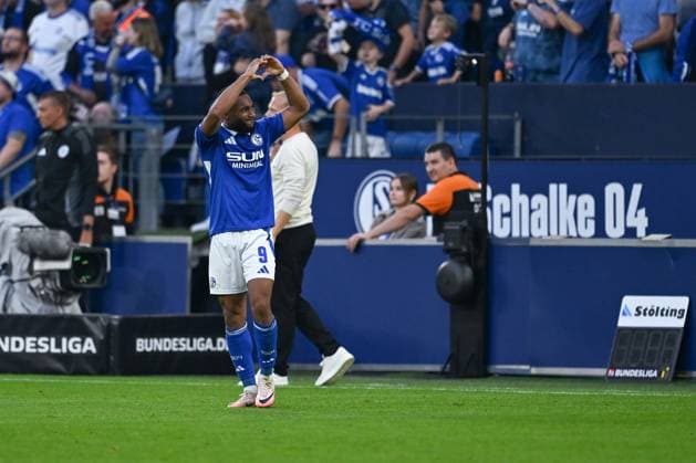 20 09 2024, Football, 2 Bundesliga, Matchday 29 Season 2024 2025, FC Schalke 04 SV Darmstadt, Moussa Sylla FC Schalke 04 celebrates the goal for 2 0 Gelsenkirchen Veltins Arena Nordrhein Westfalen Germany xRHR PHOTO TKx Copyright: RHR-FOTOx RHR-FOTO TK