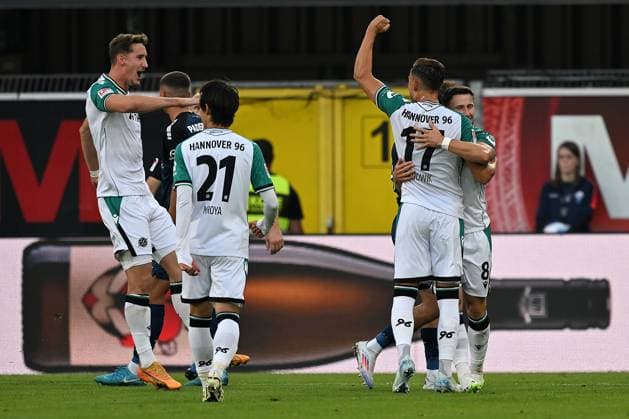 Paderborn, Home Deluxe Arena, 20 09 24, GER, Herren, 2 Bundesliga, Saison 2024 2025, SC Paderborn 07 Hannover 96 Bild BartÅomiej WDOWIK Hannover jubilates after his goal for 1 1 Only for editorial use DFL regulations prohibit any use of photographs as image sequences and or quasi video NRW Germany