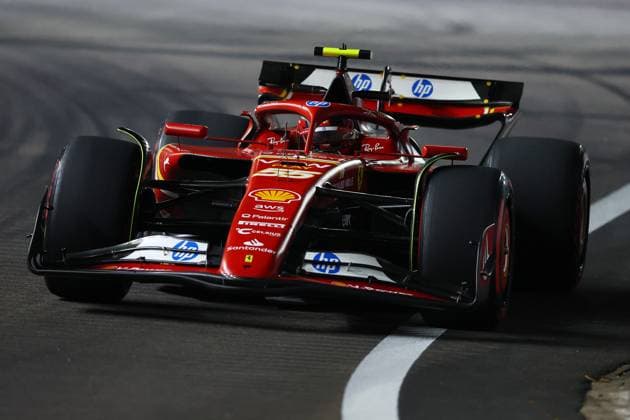 F1 Grand Prix Of Singapore - Practice Carlos Sainz of Spain drives the Scuderia Ferrari SF-24 during practice ahead of the F1 Grand Prix of Singapore at Marina Bay Street Circuit in Singapore, Singapore, on September 20, 2024. Singapore Singapore  Copyright: xMorganxHancockx originalFilename:hancock-f1grandp240920_npEtD.jpg