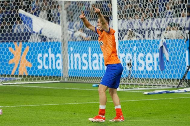 Gelsenkirchen, 20 09 24, Sergio Lopez SV Darmstadt 98 celebrates his goal for 3 5 during the 2 Bundesliga match between FC Schalke 04 and SV Darmstadt 98, DFB DFL REGULATIONS PROHIBIT ANY USE OF PHOTOGRAPHS AS IMAGE SEQUENCES AND OR QUASI VIDEO Copyright: HMBxMedia JoachimxBywaletz