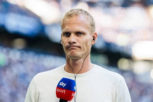 2 Soccer Bundesliga FC Schalke 04 SV Darmstadt 98 20 09 2024 Karel Geraerts Coach Schalke 04 2 Soccer Bundesliga FC Schalke 04 SV Darmstadt 98 Gelsenkirchen, VELTINS Arena am 20 09 2024 DFL REGULATIONS PROHIBIT ANY USE OF PHOTOGRAPHS AS IMAGE SEQUENCES AND OR QUASI VIDEO Copyright: xBEAUTIFULxSPORTS Wunderlx