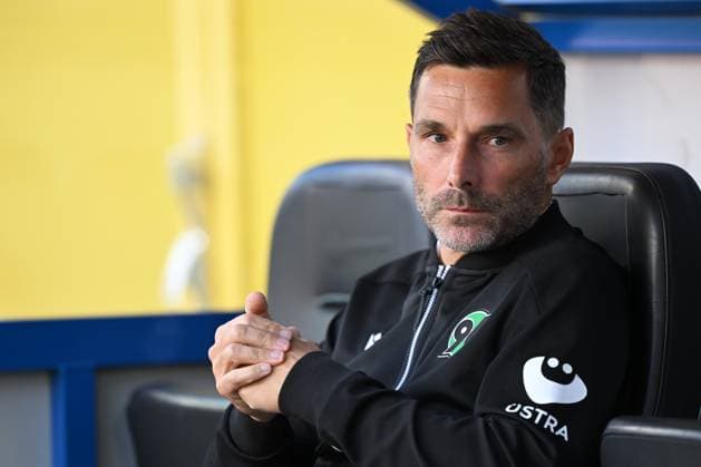 Paderborn, Home Deluxe Arena, 20 09 24, GER, Herren, 2 Bundesliga, Saison 2024 2025, SC Paderborn 07 Hannover 96 Bild Trainer Stefan LEITL Hannover Only for editorial use DFL regulations prohibit any use of photographs as image sequences and or quasi video NRW Germany