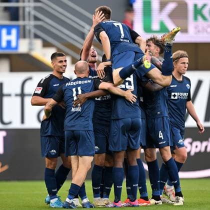 Paderborn, Home Deluxe Arena, 20 09 24, GER, Herren, 2 Bundesliga, Saison 2024 2025, SC Paderborn 07 Hannover 96 Bild Koen KOSTONS Paderborn jubilates after his goal for 1 0 Only for editorial use DFL regulations prohibit any use of photographs as image sequences and or quasi video NRW Germany