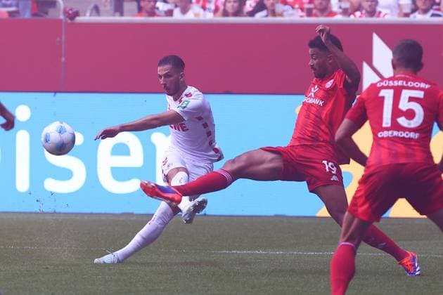 Goal chance for Leart Paqarada 17 1 FC Koeln Fortuna Duesseldorf vs 1 FC Koeln, Football, 2 Bundesliga, 6 Matchday, Season 2024 2025, 21 09 2024 DFL REGULATIONS PROHIBIT ANY USE OF PHOTOGRAPHS AS IMAGE SEQUENCES AND OR QUASI VIDEO Foto kolbert press Ant Palmer Merkur Spiel Arena NRW Germany Copyright: xkolbert-press AntxPalmerx