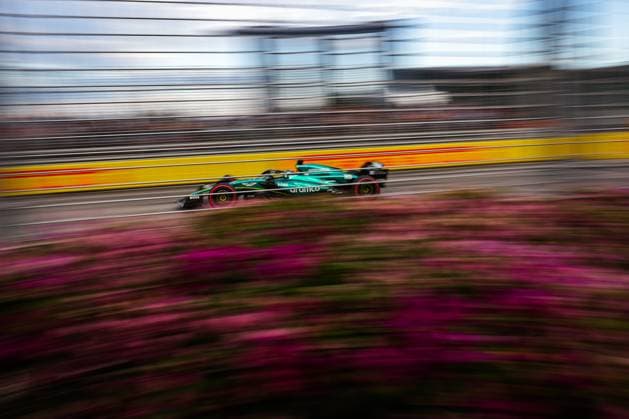 18 STROLL Lance (can), Aston Martin F1 Team AMR24, action during the Formula 1 Singapore Grand Prix 2024, 18th round of the 2024 Formula One World Championship, WM, Weltmeisterschaft from September 20 to 22, 2024 on the Marina Bay Circuit, in Singapore, Singapore - F1 - SINGAPORE GRAND PRIX 2024 DPPI Panoramic  240921_R18_SINGAPORE_DP_AV6_4772