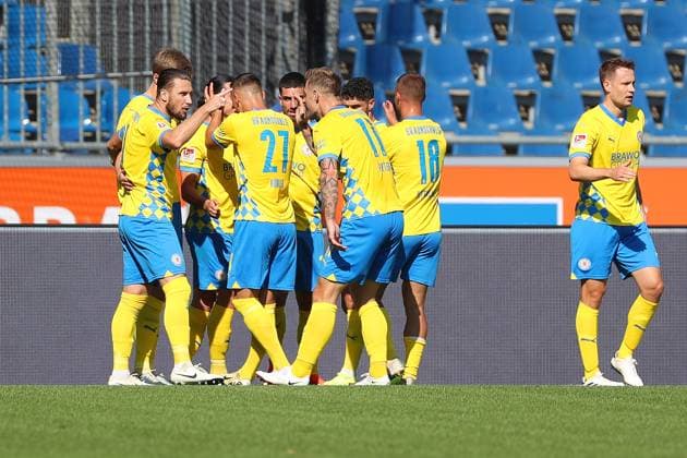 Braunschweig vs Fürth, 2 BL Braunschweig, 21 09 2024, FOOTBALL Eintracht Braunschweig vs SpVgg Greuther Fürth, 2 BL, Season 2024 25 Rayan Philippe Eintracht Braunschweig cheers with teammates after his goal to make it 1 0 Braunschweig