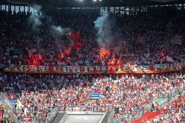 21 09 2024, Soccer 2 Bundesliga, Season 2024 2025, 06 Matchday, Fortuna Duesseldorf vs 1 FC Koeln in the Merkur Spiel Arena Rhein in Duesseldorf After the goal to 2 1 for Koeln it burns again in the guest block Important note According to the regulations of the DFL German Football League or the DFB German Football Association, it is prohibited to use or have used photographs taken in the stadium and or from the game in the form of sequence images and or video-like photo series Foto Kirchner Media TH Copyright: xKirchner-Media THx