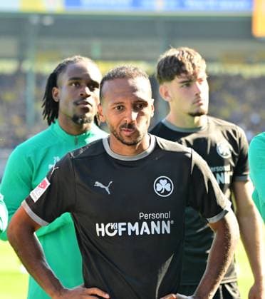 21 09 2024 Soccer Season 2024 2025 2 Soccer Bundesliga 06 Matchday BTSV Eintracht Braunschweig SpVgg Greuther Fürth Kleeblatt Sportfoto Zink MeZi xmexzix DFL regulations prohibit any use of photographs as image sequences and or quasi video only for editorial use Julian Green 37, SpVgg Greuther Fürth disappointed Disappointment after the end of the match