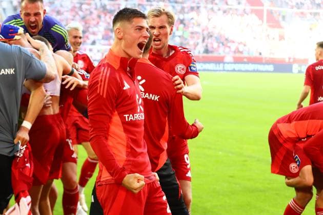Goal, Celebration, Jona Niemiec 18 Fortuna Duesseldorf , Fortuna Duesseldorf vs 1 FC Koeln, Football, 2 Bundesliga, 6 Matchday, Season 2024 2025, 21 09 2024 DFL REGULATIONS PROHIBIT ANY USE OF PHOTOGRAPHS AS IMAGE SEQUENCES AND OR QUASI VIDEO Photo kolbert press Ant Palmer Merkur Spiel Arena NRW Germany Copyright: xkolbert-press AntxPalmerx
