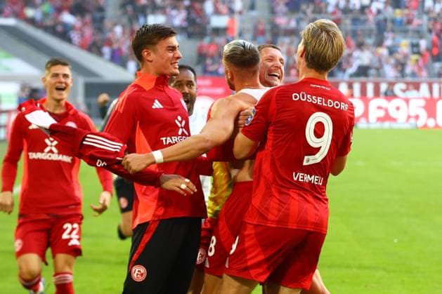Goal, Celebration, Jona Niemiec 18 Fortuna Duesseldorf Fortuna Duesseldorf vs 1 FC Koeln, Football, 2 Bundesliga, 6 Matchday, Season 2024 2025, 21 09 2024 DFL REGULATIONS PROHIBIT ANY USE OF PHOTOGRAPHS AS IMAGE SEQUENCES AND OR QUASI VIDEO Foto kolbert press Ant Palmer Merkur Spiel Arena NRW Germany Copyright: xkolbert-press AntxPalmerx