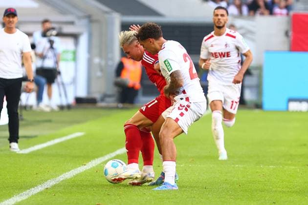 Felix Klaus 11 Fortuna Duesseldorf in duel, action, with Julian Pauli 24 1 FC Koeln Fortuna Duesseldorf vs 1 FC Koeln, Football, 2 Bundesliga, Matchday 6, Season 2024 2025, 21 09 2024 DFL REGULATIONS PROHIBIT ANY USE OF PHOTOGRAPHS AS IMAGE SEQUENCES AND OR QUASI VIDEO Foto kolbert press Ant Palmer Merkur Spiel Arena NRW Germany Copyright: xkolbert-press AntxPalmerx