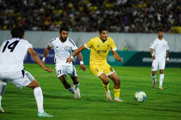 September 20, 2024, Duhok, Iraq: Peter Gwargis (R) of Duhok and Ali Mohsen (L) of Al-Zawraa seen in action during the Iraq Stars League opening game between Duhok club and Al-Zawraa club at Duhok International Stadium. Final score; Al-Zawraa 1:0 Duhok. Duhok Iraq - ZUMAs197 20240920_aaa_s197_445 Copyright: xIsmaelxAdnanx