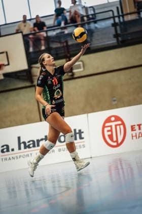 Volleyball Women Season 2024 2025 2 Bundesliga Women Pro powered by SnowTrex ETV Hamburg vs NavaRo Straubing 21 09 2024 Kalyn Hartmann 17, NavaRo Straubing at the specification Hamburg Sporthalle Hoheluft Hamburg Germany