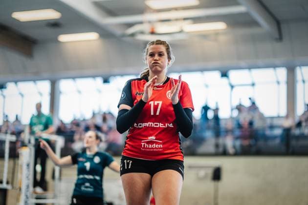 Volleyball Women Season 2024 2025 2 Bundesliga Women Pro powered by SnowTrex ETV Hamburg vs NavaRo Straubing 21 09 2024 Louisa Krams 17, ETV Hamburg strained Hamburg Sporthalle Hoheluft Hamburg Germany