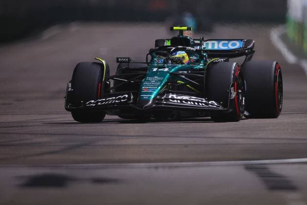 F1 Grand Prix Of Singapore - Qualifying Fernando Alonso of Spain drives the Aston Martin Aramco F1 Team AMR24 during qualifying ahead of the F1 Grand Prix of Singapore at Marina Bay Street Circuit in Singapore, Singapore, on September 21, 2024. Singapore Singapore  Copyright: xMorganxHancockx originalFilename:hancock-f1grandp240921_npaWI.jpg