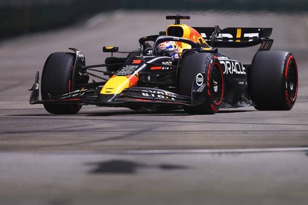 F1 Grand Prix Of Singapore - Qualifying Max Verstappen of the Netherlands drives the Red Bull Racing-Honda RBPT RB20 during qualifying ahead of the F1 Grand Prix of Singapore at Marina Bay Street Circuit in Singapore, Singapore, on September 21, 2024. Singapore Singapore  Copyright: xMorganxHancockx originalFilename:hancock-f1grandp240921_np3DZ.jpg