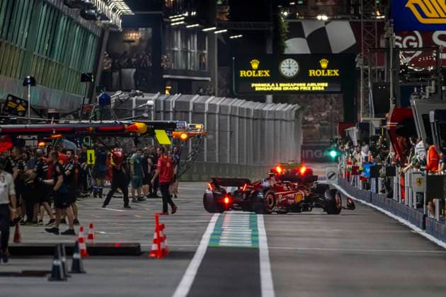Marina Bay - 21-09-2024, Marina Bay Street Circuit, Carlos Sainz at the Formula 1 Singapore Grand Prix 2024 Saturday Formula 1 Singapore Grand Prix 2024 Saturday  x26302357x Copyright: