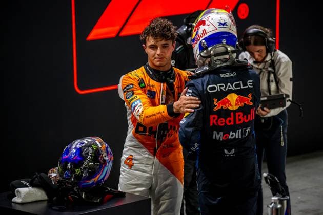 MARINA BAY, SINGAPORE: Lando Norris, racing for the McLaren F1 team during the 2024 Formula 1 Singapore Grand Prix at the Marina Bay Street Circuit in Marina Bay, Singapore