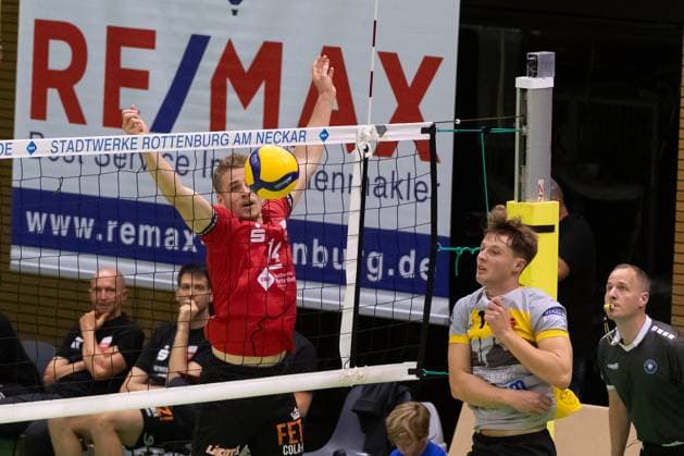 v li Timon Schippmann TV Rottenburg, 14 , Moritz Schnoedt TSV Grafing, 14 GER, TV Rottenburg vs TSV Grafing, Volleyball, Men, 2 Bundesliga, Season 24 25, 21 09 2024, GER, TV Rottenburg vs TSV Grafing, Volleyball, Men, 2 Bundesliga, Season 24 25, 21 09 2024 Rottenburg Copyright: xEibner-Pressefoto WolfgangxFrankx EP_WFK