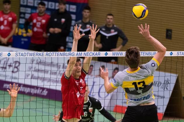 v li Maik Traumann TV Rottenburg, 06 , Niklas Trogisch TSV Grafing, 13 GER, TV Rottenburg vs TSV Grafing, Volleyball, Men, 2 Bundesliga, Season 24 25, 21 09 2024, GER, TV Rottenburg vs TSV Grafing, Volleyball, Men, 2 Bundesliga, Season 24 25, 21 09 2024 Rottenburg Copyright: xEibner-Pressefoto WolfgangxFrankx EP_WFK
