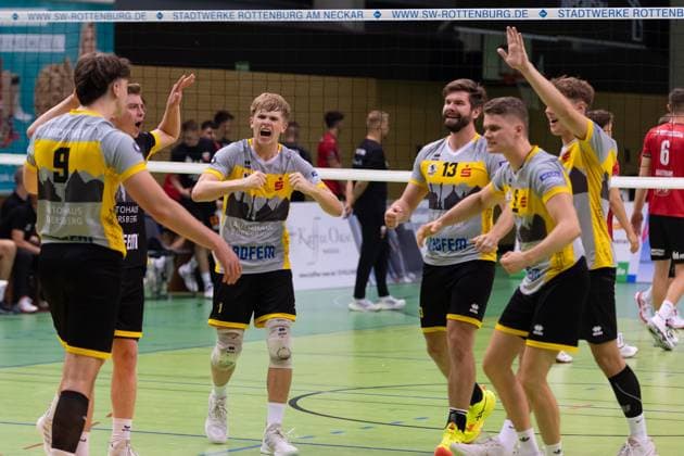 Janik Sambale TSV Grafing, 07 , Niklas Trogisch TSV Grafing, 13 , Jubel, GER, TV Rottenburg vs TSV Grafing, Volleyball, Men, 2 Bundesliga, Season 24 25, 21 09 2024, GER, TV Rottenburg vs TSV Grafing, Volleyball, Men, 2 Bundesliga, Season 24 25, 21 09 2024 Rottenburg Copyright: xEibner-Pressefoto WolfgangxFrankx EP_WFK