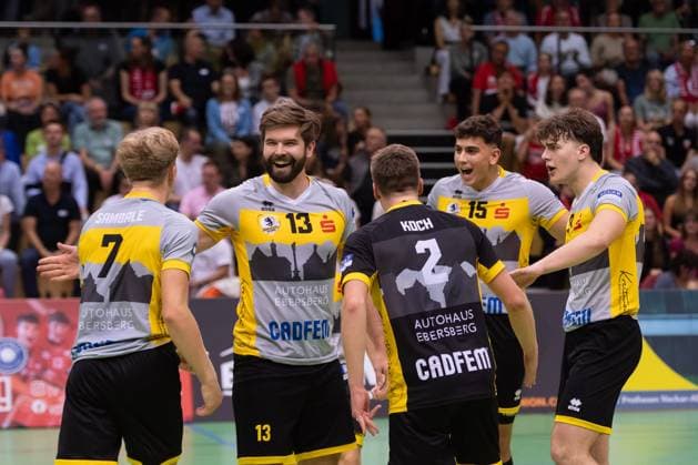 v li Janik Sambale TSV Grafing, 07 , Niklas Trogisch TSV Grafing, 13 , Paul Koch TSV Grafing, 02 , Tom Strohbach TSV Grafing, 15 , Philipp Kuechenhoff TSV Grafing, 03 , jubel, Freude GER, TV Rottenburg vs TSV Grafing, Volleyball, Men, 2 Bundesliga, Season 24 25, 21 09 2024, GER, TV Rottenburg vs TSV Grafing, Volleyball, Men, 2 Bundesliga, Season 24 25, 21 09 2024 Rottenburg Copyright: xEibner-Pressefoto WolfgangxFrankx EP_WFK