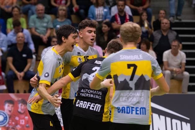 v li Florian Drescher TSV Grafing, 04 , Moritz Froelich TV Rottenburg, 15 GER, TV Rottenburg vs TSV Grafing, Volleyball, Men, 2 Bundesliga, Season 24 25, 21 09 2024, GER, TV Rottenburg vs TSV Grafing, Volleyball, Men, 2 Bundesliga, Season 24 25, 21 09 2024 Rottenburg Copyright: xEibner-Pressefoto WolfgangxFrankx EP_WFK