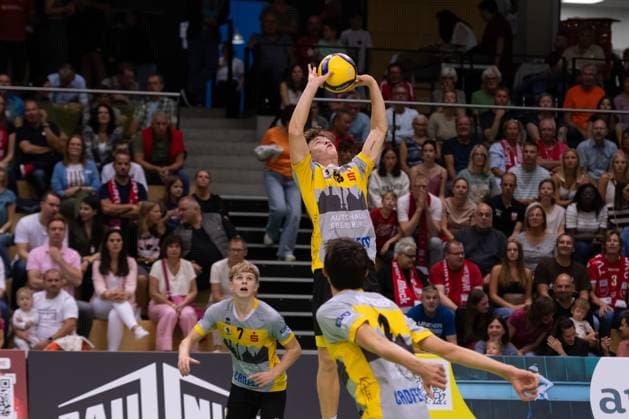 Simon Miller TSV Grafing, 18 GER, TV Rottenburg vs TSV Grafing, Volleyball, Men, 2 Bundesliga, Season 24 25, 21 09 2024, GER, TV Rottenburg vs TSV Grafing, Volleyball, Men, 2 Bundesliga, Season 24 25, 21 09 2024 Rottenburg Copyright: xEibner-Pressefoto WolfgangxFrankx EP_WFK