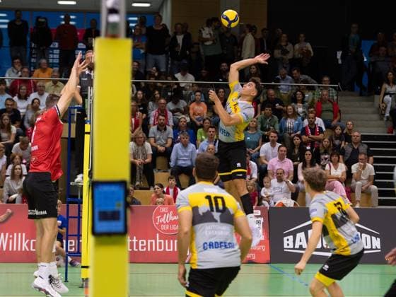 v li Maik Traumann TV Rottenburg, 06 , Tom Strohbach TSV Grafing, 15 GER, TV Rottenburg vs TSV Grafing, Volleyball, Men, 2 Bundesliga, Season 24 25, 21 09 2024, GER, TV Rottenburg vs TSV Grafing, Volleyball, Men, 2 Bundesliga, Season 24 25, 21 09 2024 Rottenburg Copyright: xEibner-Pressefoto WolfgangxFrankx EP_WFK