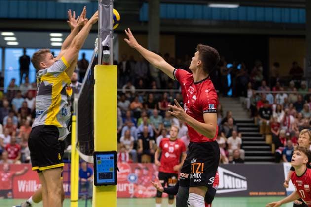v li Korbinian Hess TSV Grafing, 06 , David Dornauf TV Rottenburg, 05 GER, TV Rottenburg vs TSV Grafing, Volleyball, Men, 2 Bundesliga, Season 24 25, 21 09 2024, GER, TV Rottenburg vs TSV Grafing, Volleyball, Men, 2 Bundesliga, Season 24 25, 21 09 2024 Rottenburg Copyright: xEibner-Pressefoto WolfgangxFrankx EP_WFK