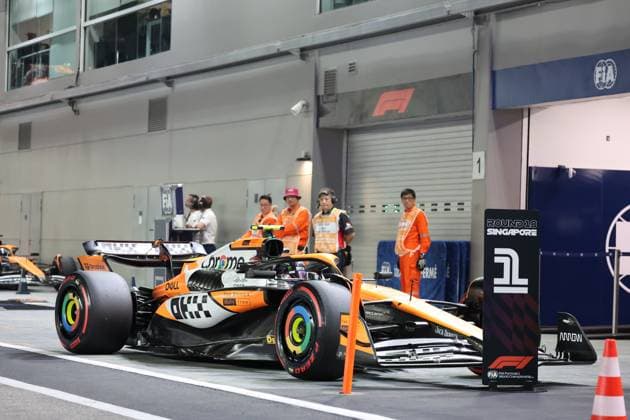 FORMULA 1 SINGAPORE AIRLINES SINGAPORE GRAND PRIX 2024 21 09 2024, Marina Bay Street Circuit, Singapore, FORMULA 1 SINGAPORE AIRLINES SINGAPORE GRAND PRIX 2024,in the picture pole position for Lando Norris GBR , McLaren F1 Team nordphotoxGmbHx xBratic nph00250