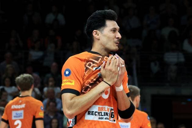 DEU, DVV, 1 VBL, BR Volleys vs Helios Grizzlys Giesen, 21 09 2024, Max Schmeling Halle, Berlin, DEU, DVV, 1 VBL, BR Volleys vs Helios Grizzlys Giesen, in the picture Neheimjah Mote BR Volleys 5 Photo Juergen Engler nordphoto GmbH nordphotoxGmbHx xEngler nph00076