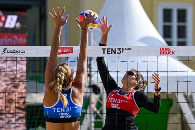 BEACHVOLLEYBALL - MEVZA Beach Event INNSBRUCK,AUSTRIA,22.SEP.24 - Beach volleyball, Beachvolleyball - MEVZA Beach Event. Image shows Michaela Kubickova (CZE) and Kinga Windisch (HUN).  GEPAxpictures xDanielxSchoenherr