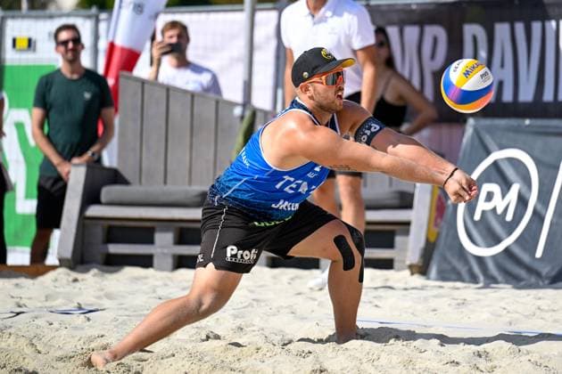 BEACHVOLLEYBALL - MEVZA Beach Event INNSBRUCK,AUSTRIA,22.SEP.24 - Beach volleyball, Beachvolleyball - MEVZA Beach Event. Image shows Moritz Kindl (AUT).  GEPAxpictures xDanielxSchoenherr