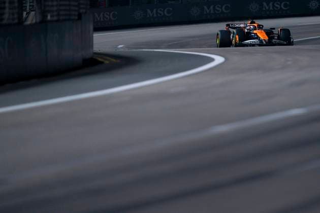 September 22, 2024, Singapore, Singapore: Australian driver OSCAR PIASTRI (McLaren F1 Team) drives during the 2024 FIA Formula 1 Singapore Grand Prix at Marina Bay Street Circuit in Singapore. Singapore Singapore - ZUMAg147 20240922_fap_g147_055 Copyright: xJamesxGasperottix