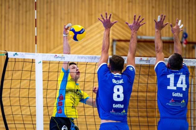 21 09 2024, GER, Volleyball, 2 BL Maenner Sued, Season 2024 2025, 1 Matchday, Blue Volleys Gotha TSV Mimmenhausen Joshua Rauber TSV Mimmenhausen Dominik Duchac Blue Volleys Gotha Tomasz Gorski Blue Volleys Gotha 99867 Gotha Sporthalle Sportanlage Ernesti Thüringen Germany