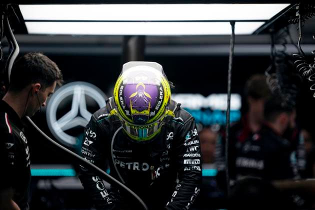 September 22, 2024, Singapore, Singapore: British driver LEWIS HAMILTON (Mercedes-AMG F1 Team) in the garage before the 2024 FIA Formula 1 Singapore Grand Prix at Marina Bay Street Circuit in Singapore. Singapore Singapore - ZUMAg147 20240922_fap_g147_080 Copyright: xJamesxGasperottix