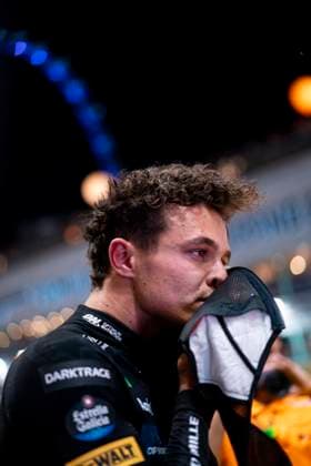 September 22, 2024, Singapore, Singapore: British driver LANDO NORRIS (McLaren F1 Team) on the starting grid before the 2024 FIA Formula 1 Singapore Grand Prix at Marina Bay Street Circuit in Singapore. Singapore Singapore - ZUMAg147 20240922_fap_g147_089 Copyright: xJamesxGasperottix