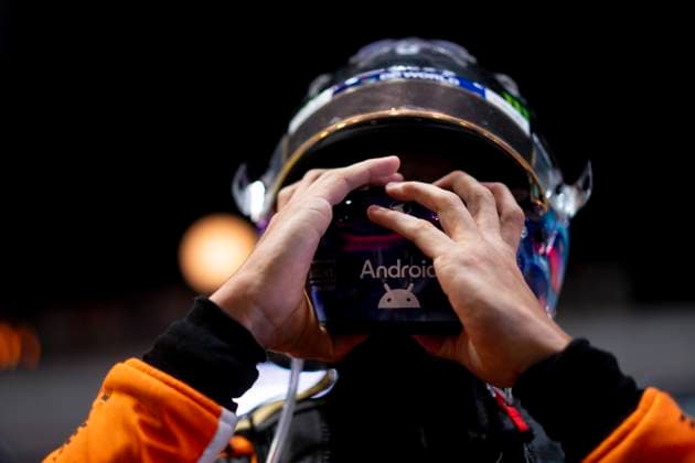 September 22, 2024, Singapore, Singapore: British driver LANDO NORRIS (McLaren F1 Team) on the starting grid before the 2024 FIA Formula 1 Singapore Grand Prix at Marina Bay Street Circuit in Singapore. Singapore Singapore - ZUMAg147 20240922_fap_g147_091 Copyright: xJamesxGasperottix