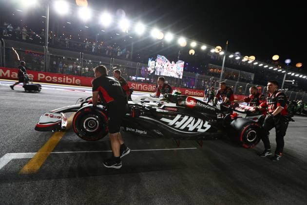 FORMULA 1 SINGAPORE AIRLINES SINGAPORE GRAND PRIX 2024 22 09 2024, Marina Bay Street Circuit, Singapore, FORMULA 1 SINGAPORE AIRLINES SINGAPORE GRAND PRIX 2024,in the picture Nico Hülkenberg DEU , MoneyGram Haas F1 Team nordphotoxGmbHx xBratic nph00250